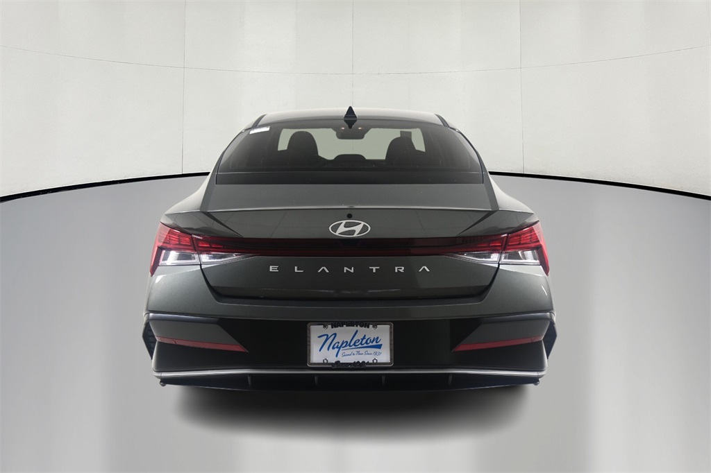 2025 Hyundai Elantra SEL 6