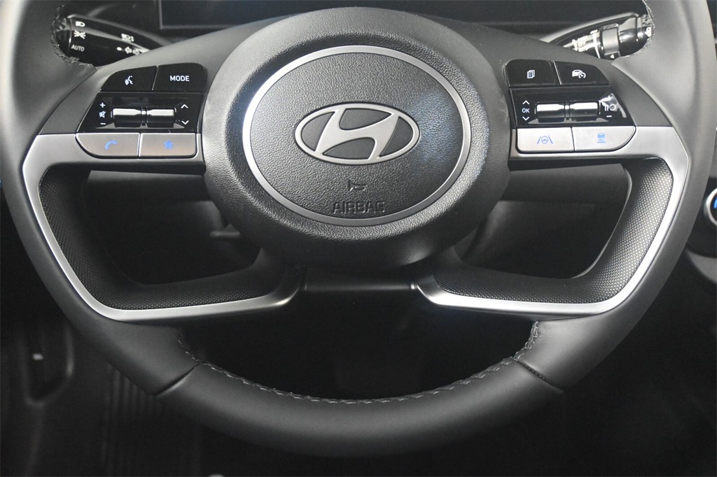 2025 Hyundai Elantra SEL 14