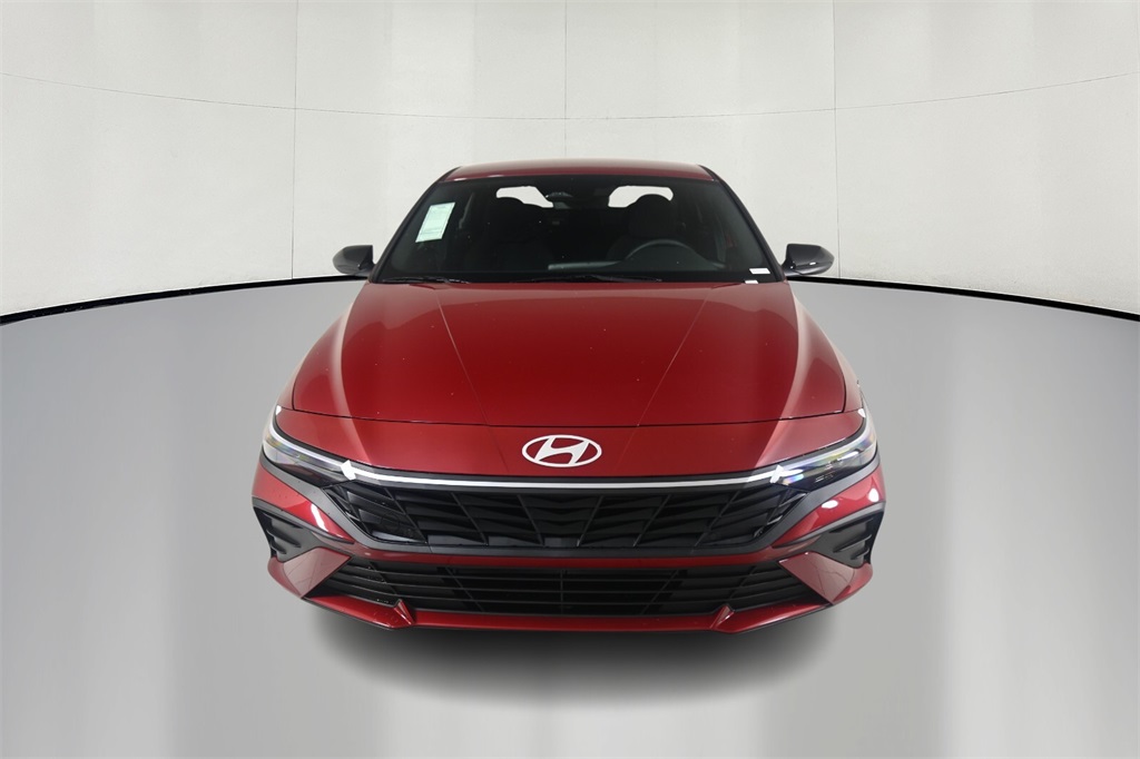 2025 Hyundai Elantra SEL 2