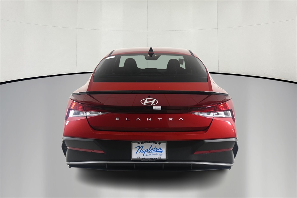 2025 Hyundai Elantra SEL 6