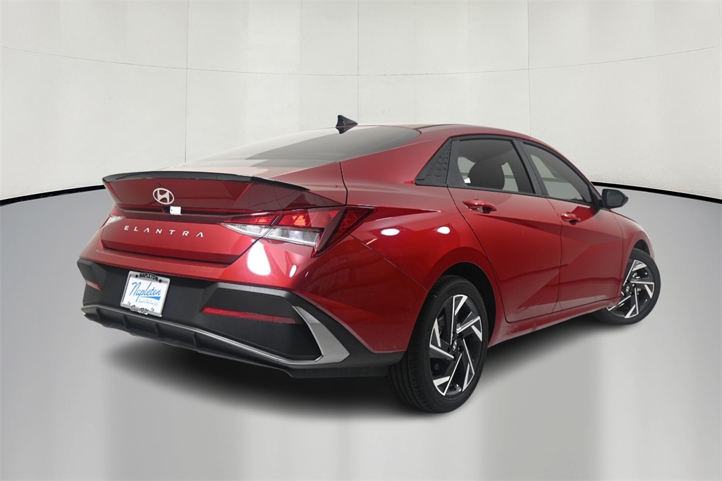 2025 Hyundai Elantra SEL 7