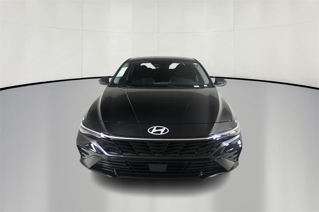 2025 Hyundai Elantra Limited 2