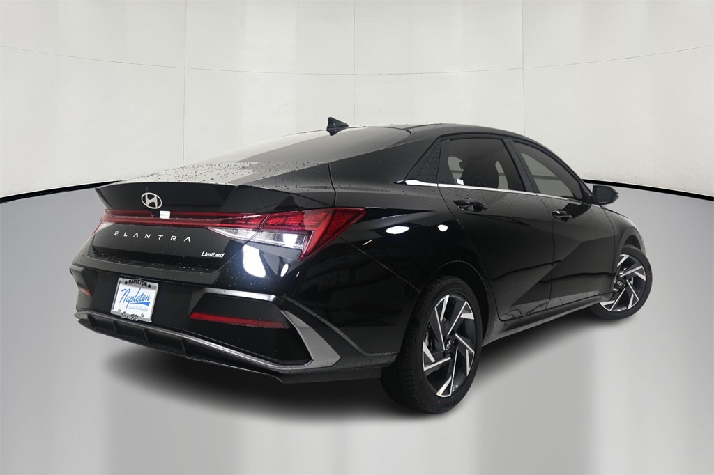 2025 Hyundai Elantra Limited 7