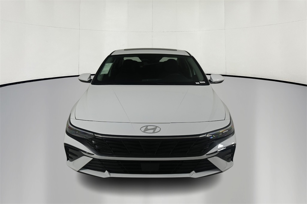 2025 Hyundai Elantra SEL 2