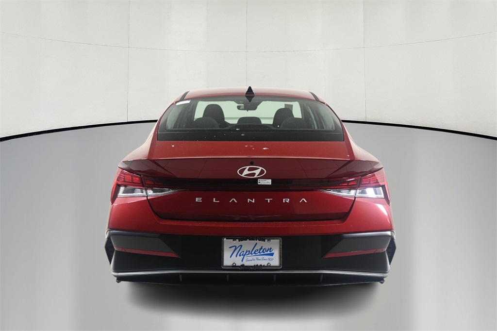 2025 Hyundai Elantra SEL 6