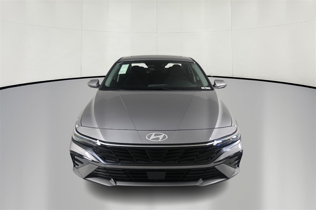 2025 Hyundai Elantra SEL 2