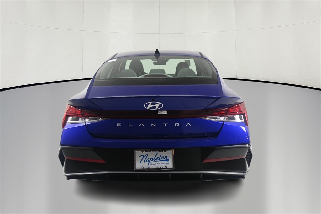 2025 Hyundai Elantra SEL 6