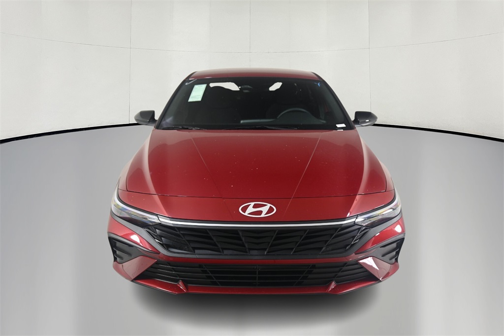 2025 Hyundai Elantra SEL 2