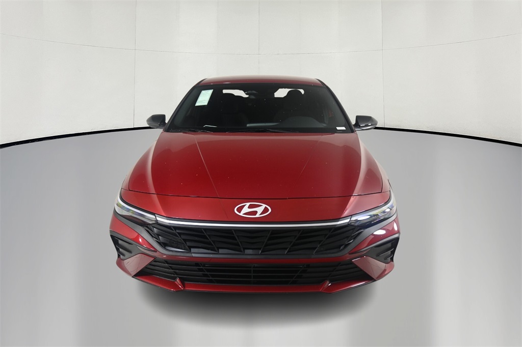 2025 Hyundai Elantra SEL 2