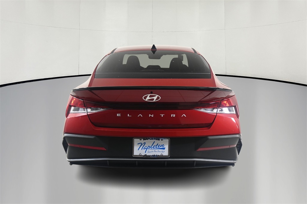 2025 Hyundai Elantra SEL 6