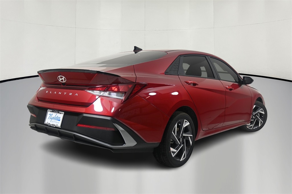 2025 Hyundai Elantra SEL 7