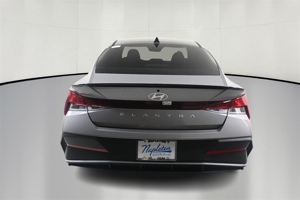 2025 Hyundai Elantra SEL 6