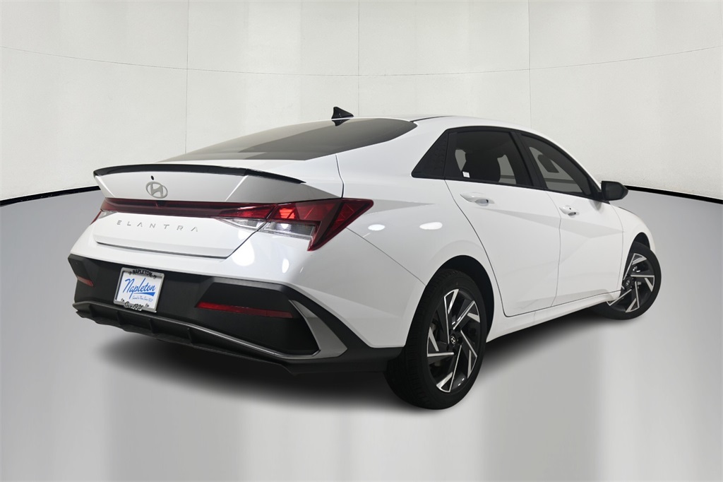 2025 Hyundai Elantra SEL 7