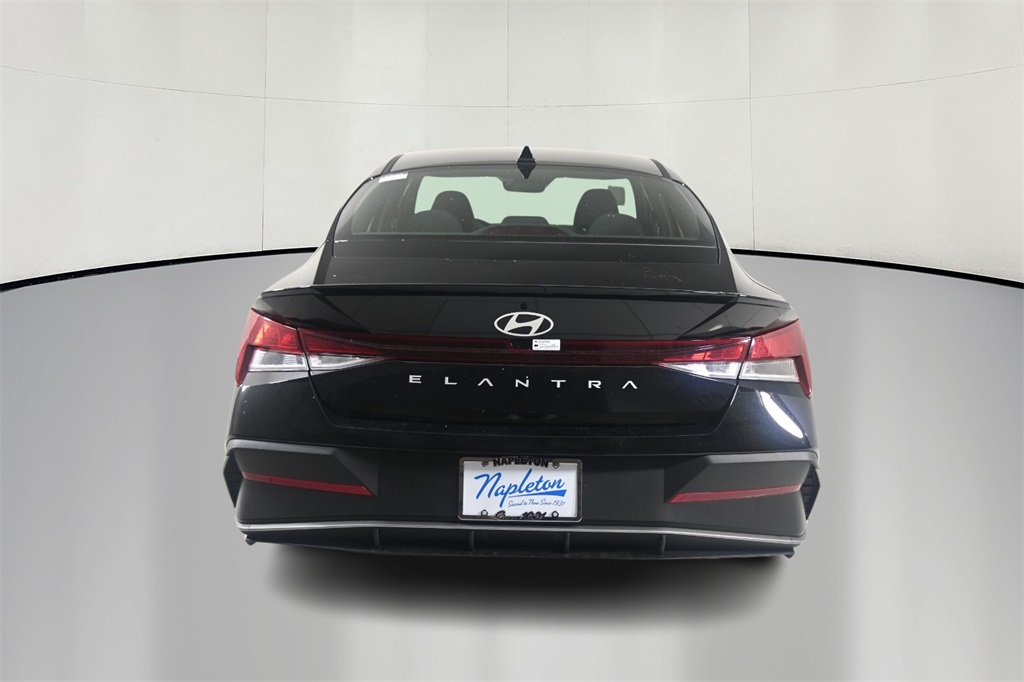 2025 Hyundai Elantra SEL 6