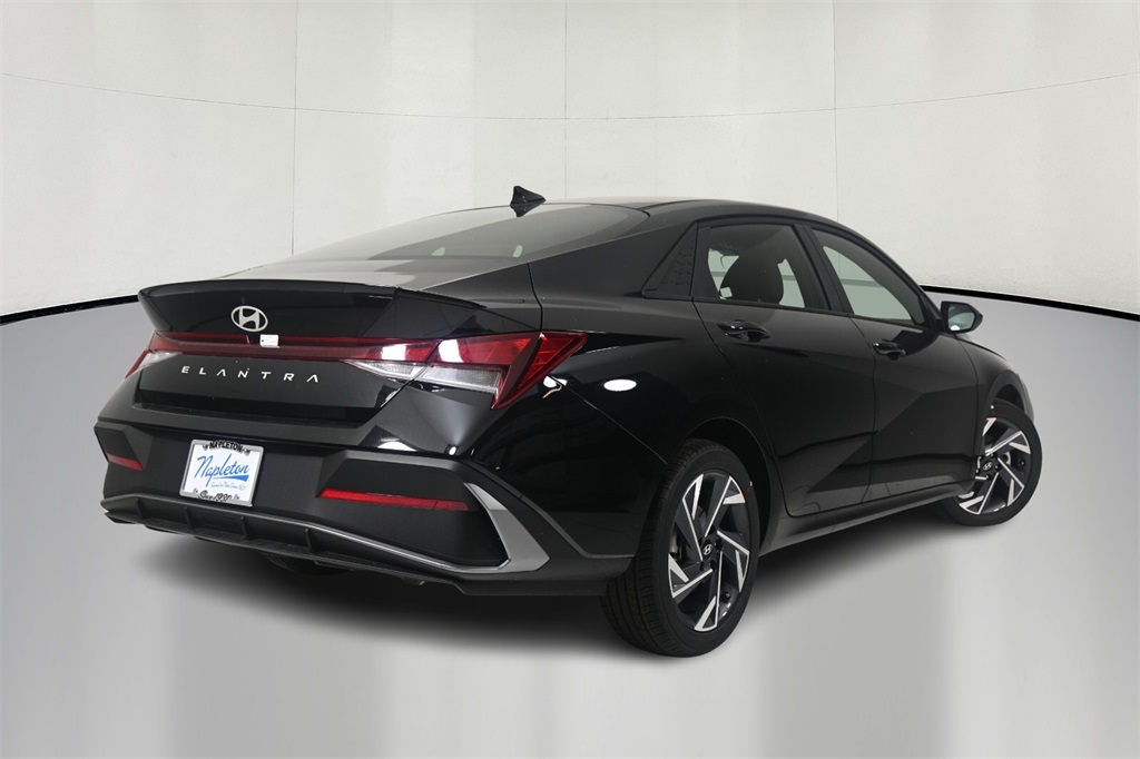 2025 Hyundai Elantra SEL 7