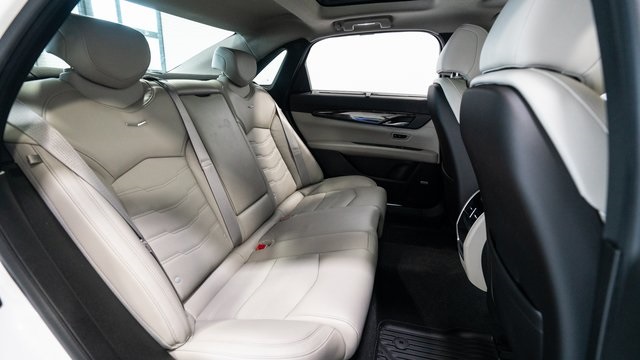 2016 Cadillac CT6 3.6L Luxury 34