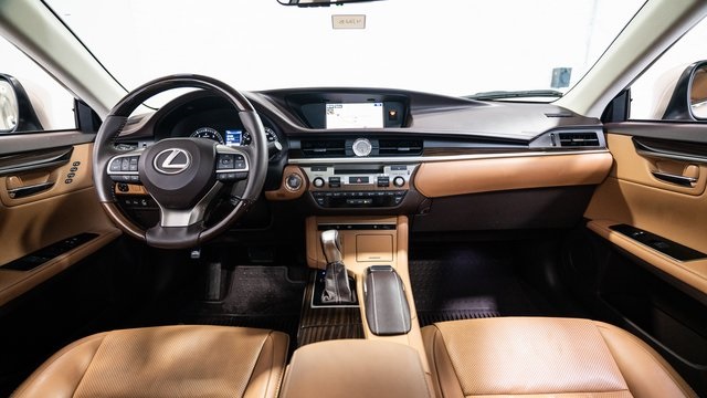 2016 Lexus ES 350 8