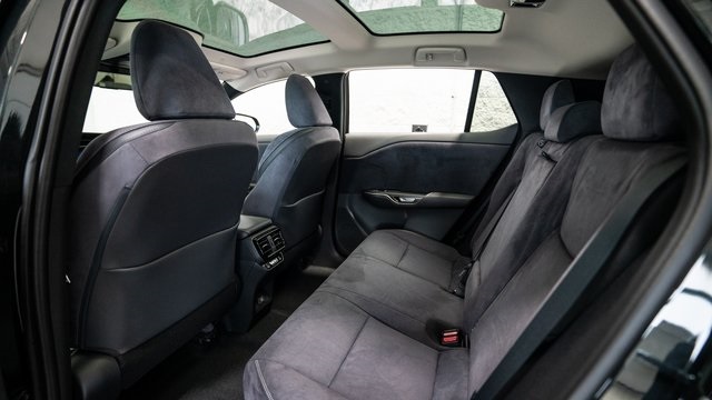 2024 Lexus RZ 450e Luxury 33