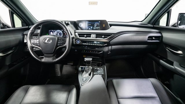 2022 Lexus UX 250h 8
