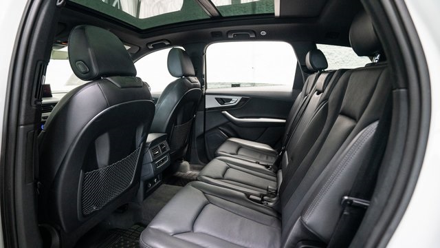 2019 Audi Q7 45 Premium 30