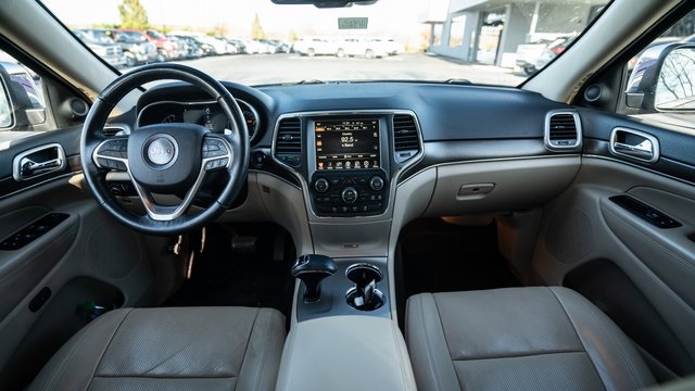 2015 Jeep Grand Cherokee Limited 8