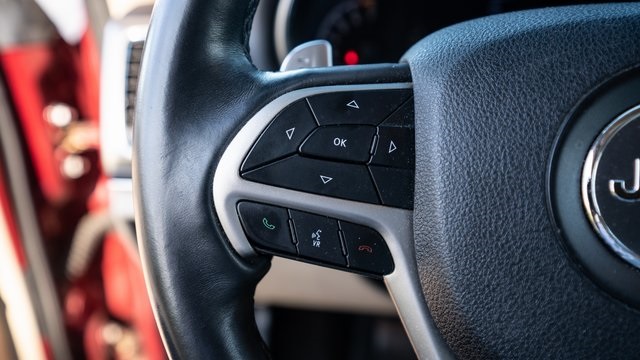 2015 Jeep Grand Cherokee Limited 13