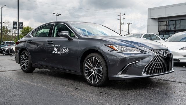 2024 Lexus ES 350 1