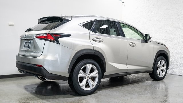 2017 Lexus NX 200t 4