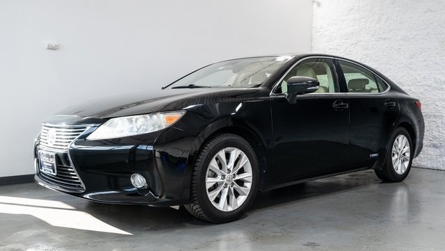 2013 Lexus ES 300h 2