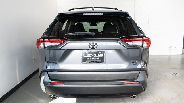 2023 Toyota RAV4 XLE 6