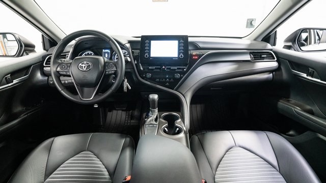 2024 Toyota Camry SE 8