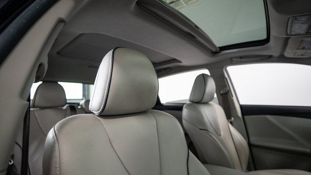 2014 Toyota Venza XLE 11