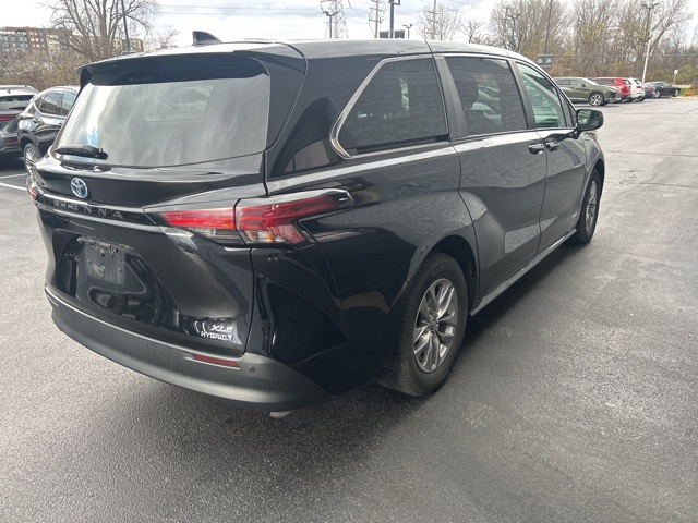 2021 Toyota Sienna XLE 4