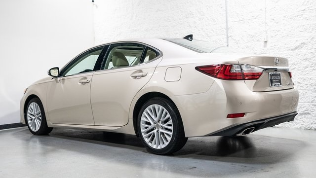 2016 Lexus ES 350 3