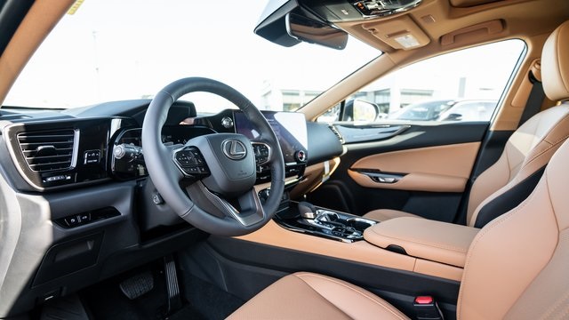 2025 Lexus NX 350 Premium 9