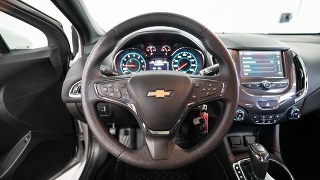 2018 Chevrolet Cruze LT 12