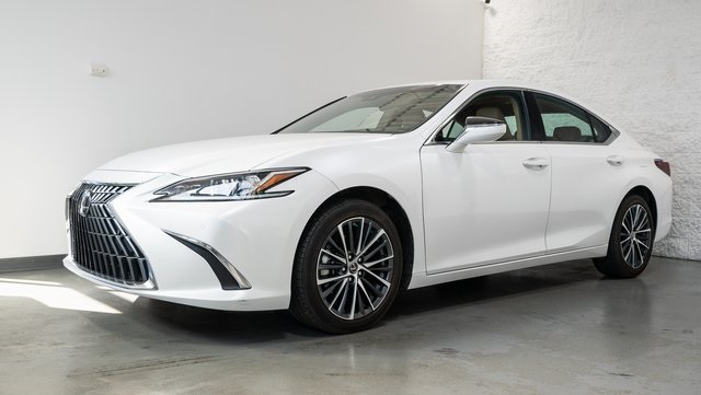 2022 Lexus ES 250 2