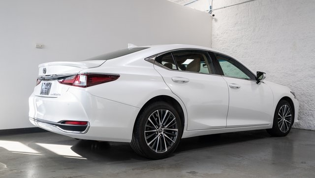 2022 Lexus ES 250 4