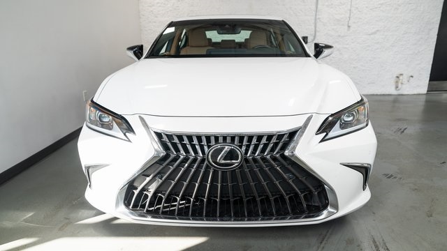 2022 Lexus ES 250 5