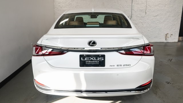 2022 Lexus ES 250 6