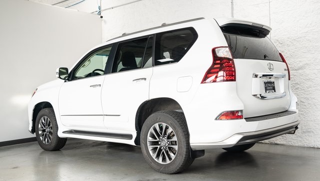 2019 Lexus GX 460 3