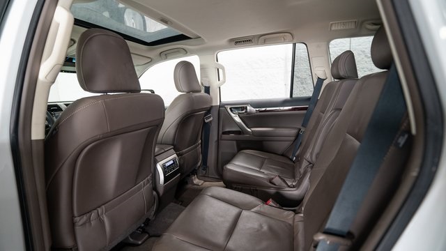 2019 Lexus GX 460 28