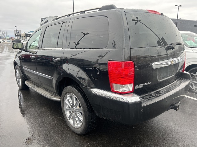 2007 Chrysler Aspen Limited 5