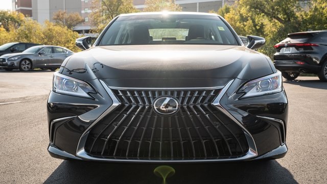 2025 Lexus ES 350 2