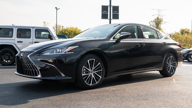 2025 Lexus ES 350 3