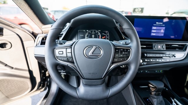 2025 Lexus ES 350 12