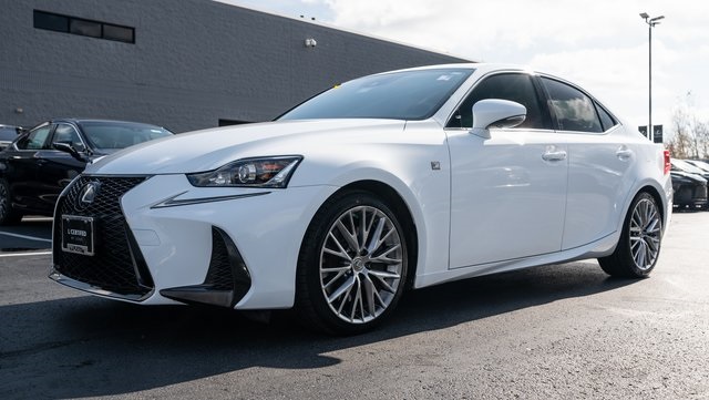 2019 Lexus IS 300 3