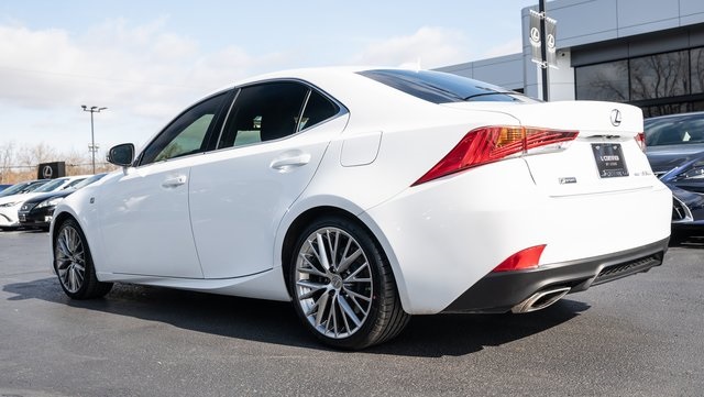 2019 Lexus IS 300 4