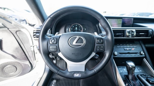 2019 Lexus IS 300 12