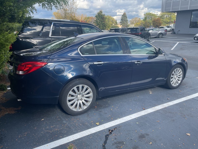 2012 Buick Regal Premium II 4